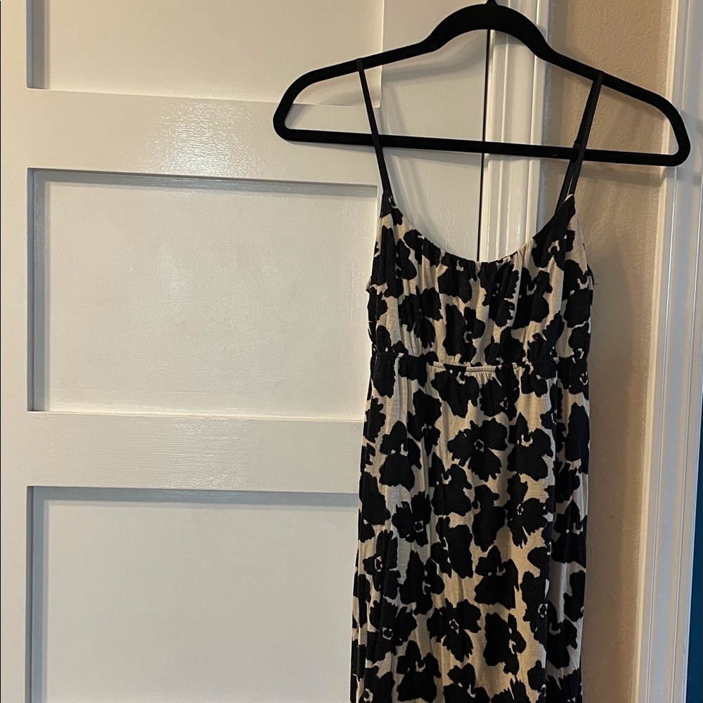 Women’s light summer dress - Picture 4 of 6